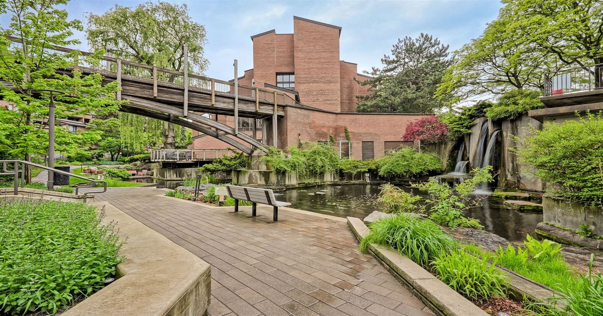 40 Sylvan Valleyway N/A Toronto