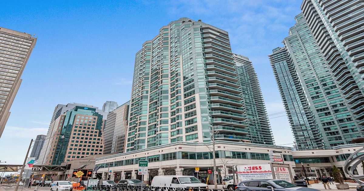 10 Queens Quay W Toronto