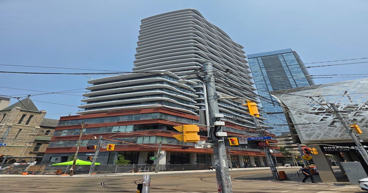 280 Dundas Street W Toronto