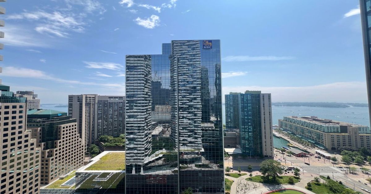 100 Harbour Street Toronto