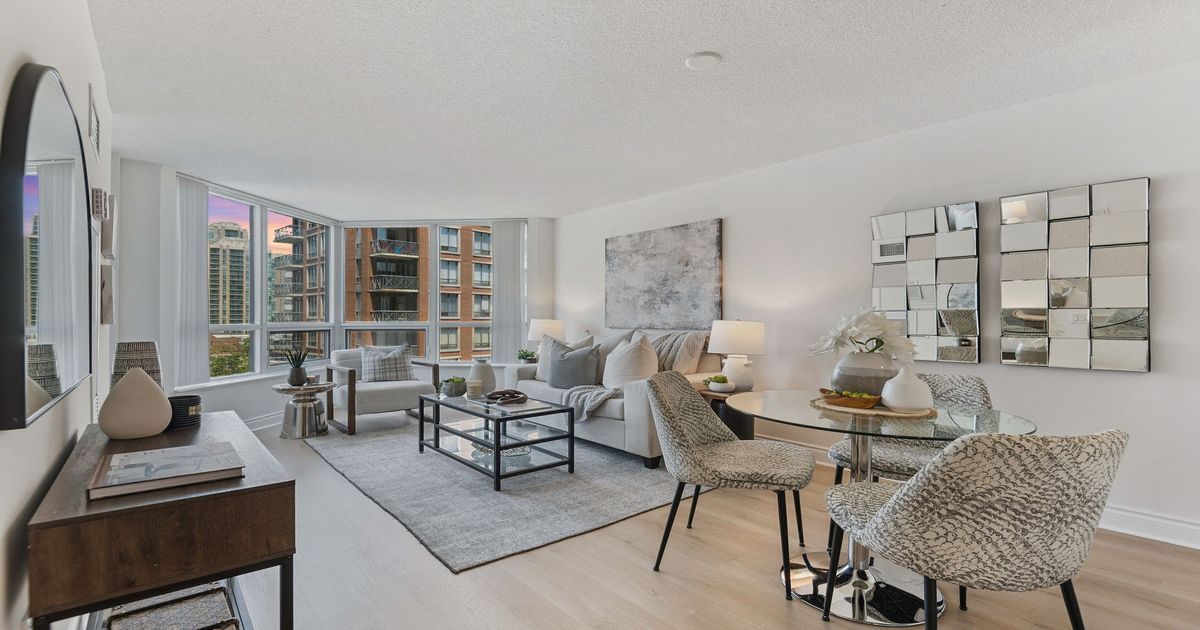 500 Doris Avenue Toronto