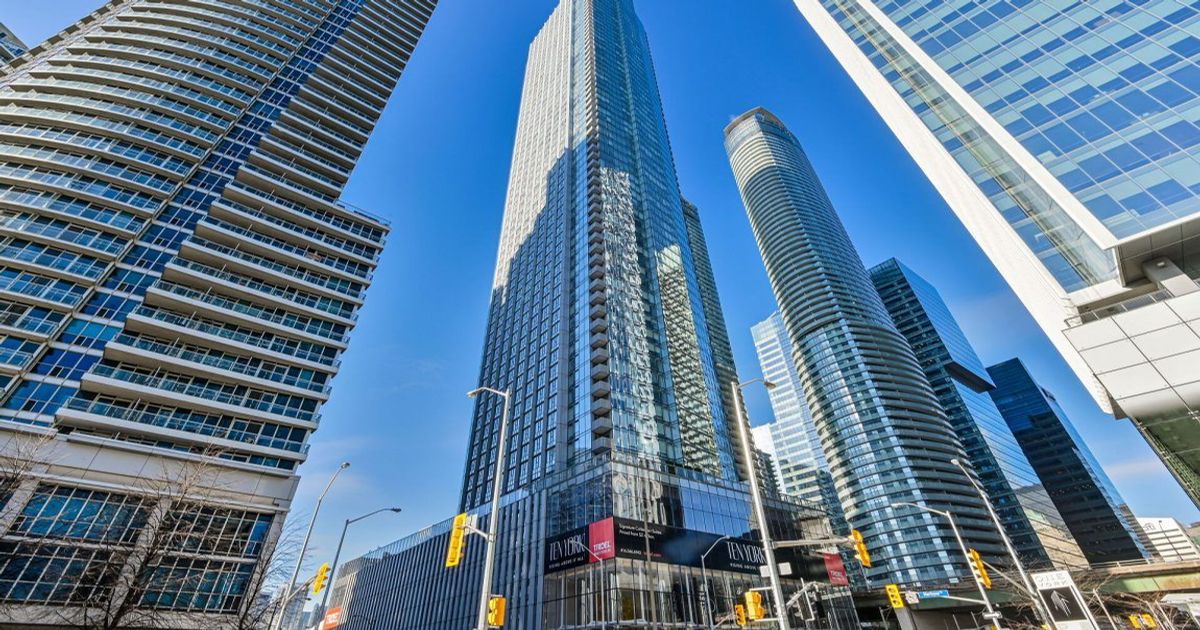 10 York Street Toronto