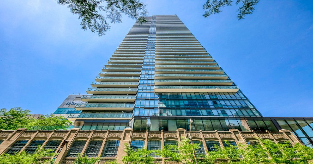 832 Bay Street Toronto