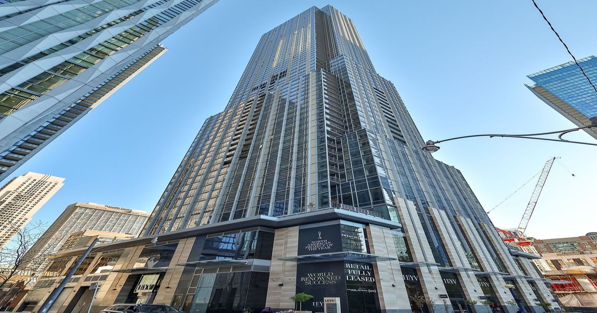11 Yorkville Avenue Toronto