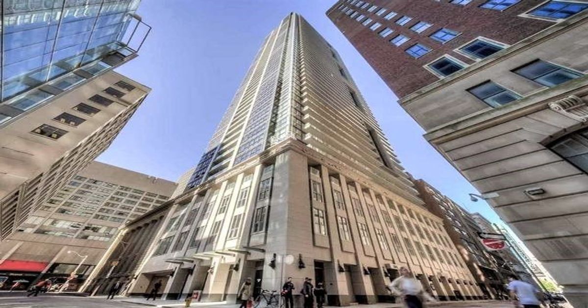 70 TEMPERANCE Street Toronto