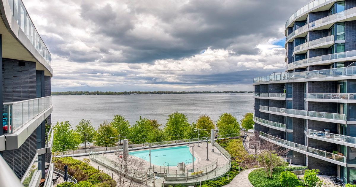 1 Edgewater Drive Toronto