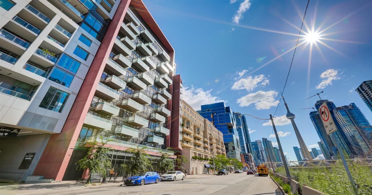 560 Front Street W Toronto