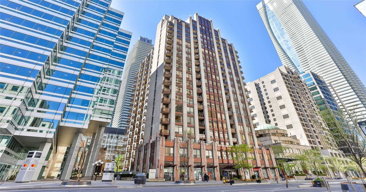 85 Bloor Street E Toronto