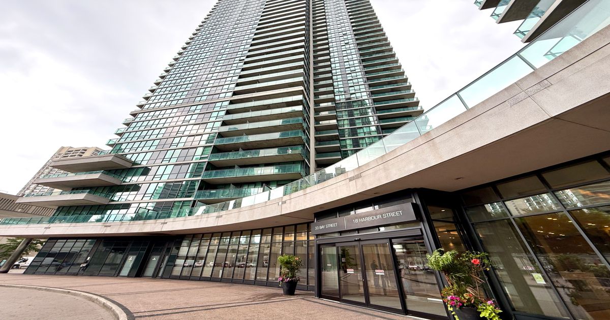 33 Bay Street Toronto