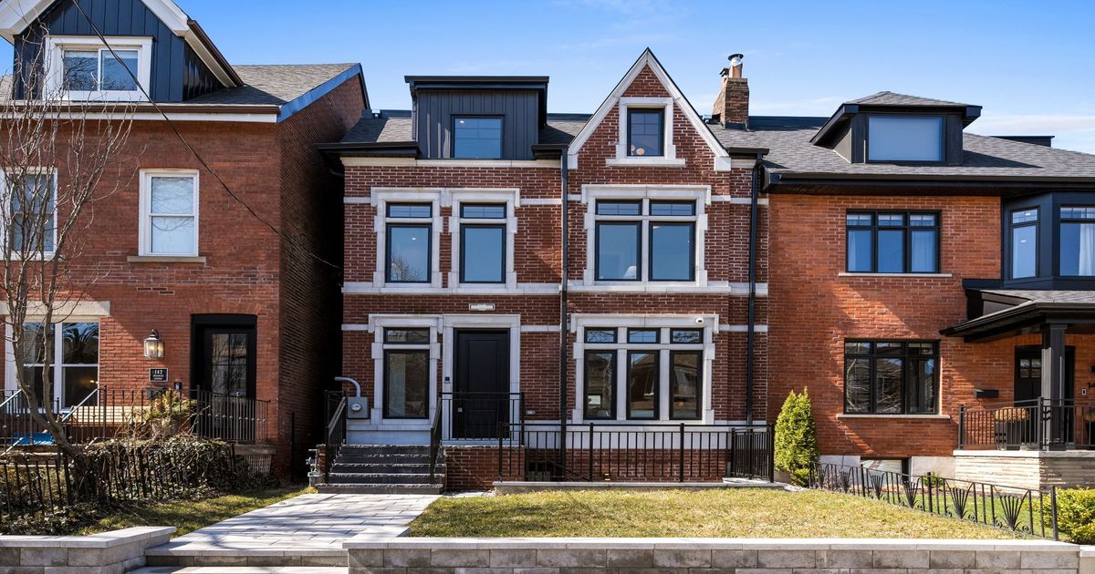 144 Beatrice Street Toronto