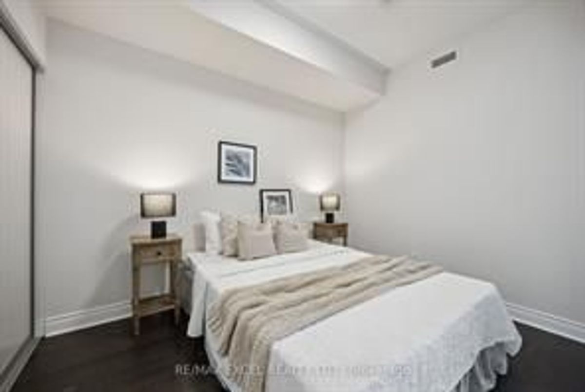img-gallery