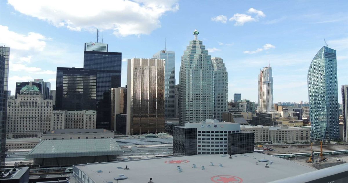 88 Harbour Street Toronto