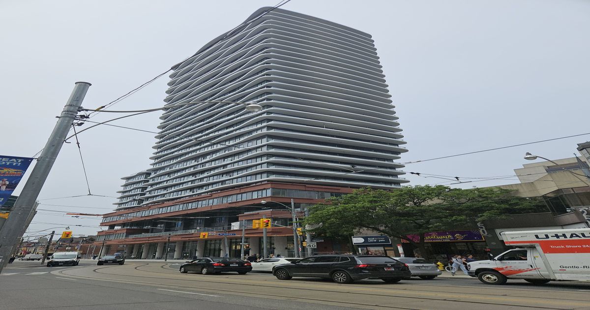 280 Dundas Street W Toronto