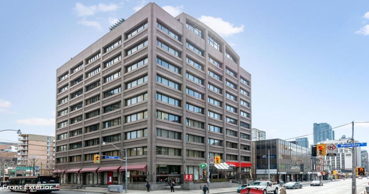 555 Yonge Street Toronto
