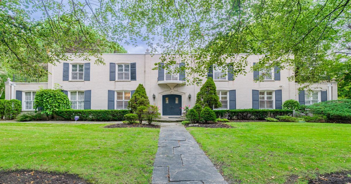 31 Fifeshire Road E Toronto