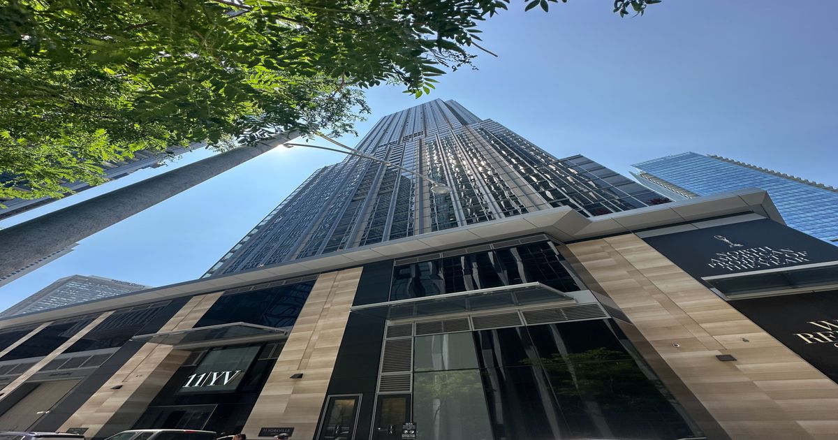 11 Yorkville Avenue Toronto