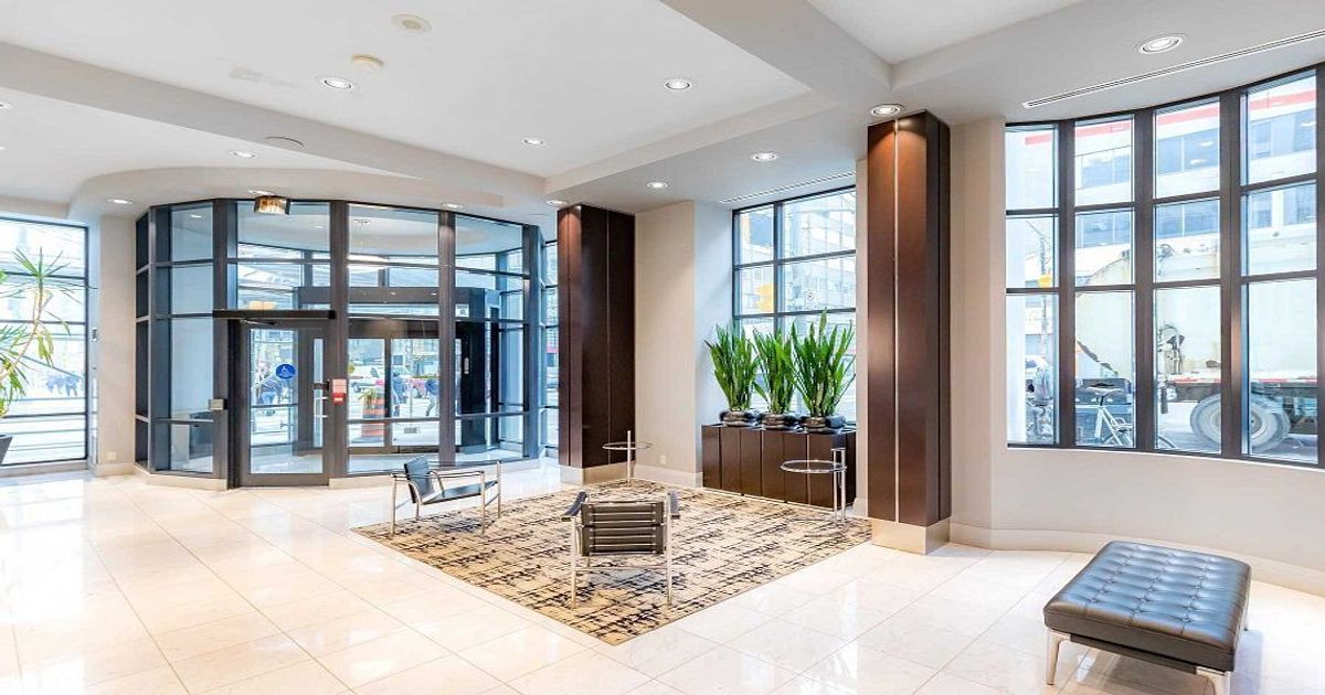 801 Bay Street Toronto