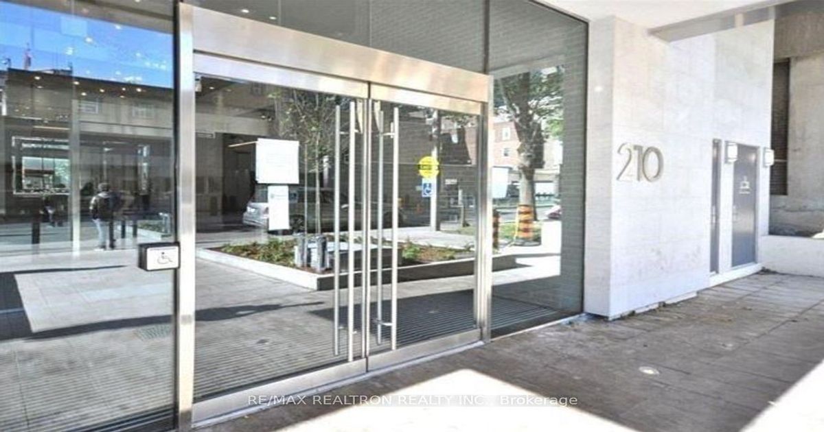 210 Simcoe Street Toronto