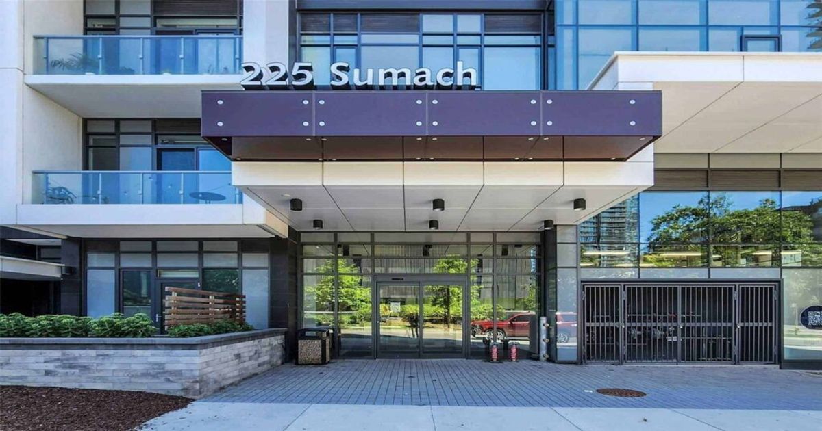 225 SUMACH Street Toronto