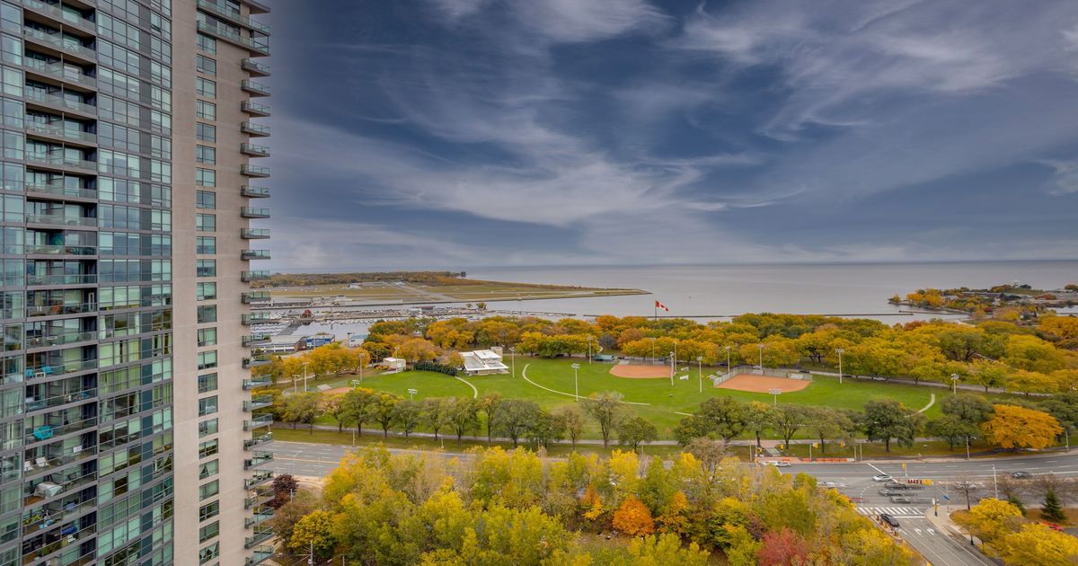 231 Fort York Boulevard Toronto