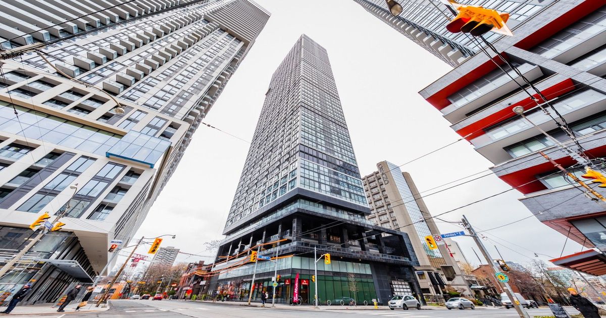 181 Dundas Street E Toronto