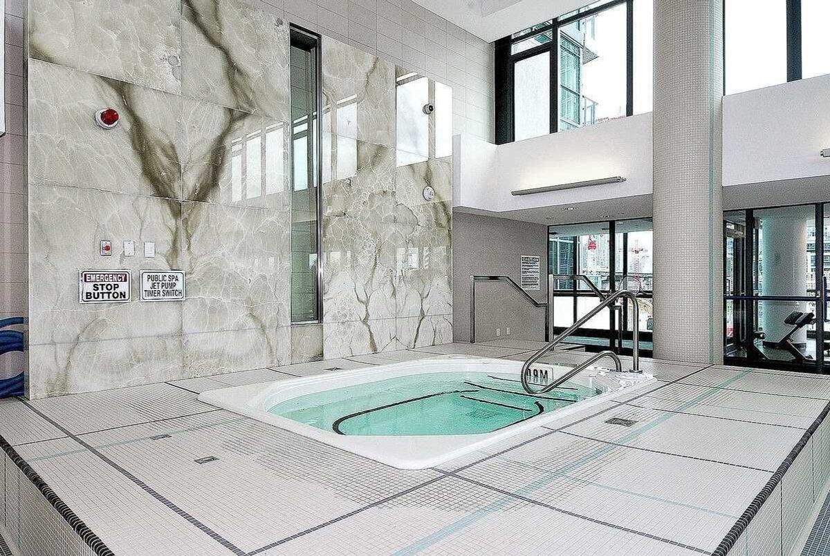 img-gallery