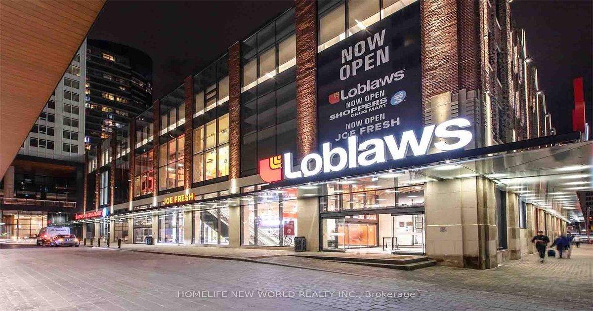 17 Bathurst Street Toronto