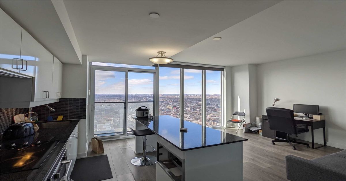 426 University Avenue Toronto