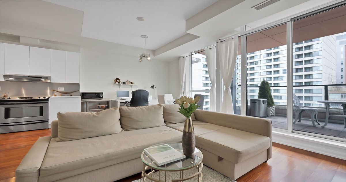 111 Elizabeth Street Toronto