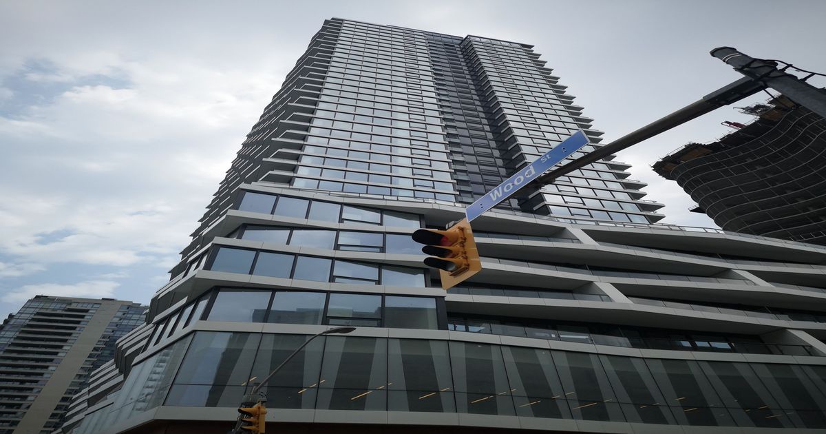 85 Wood Street Toronto