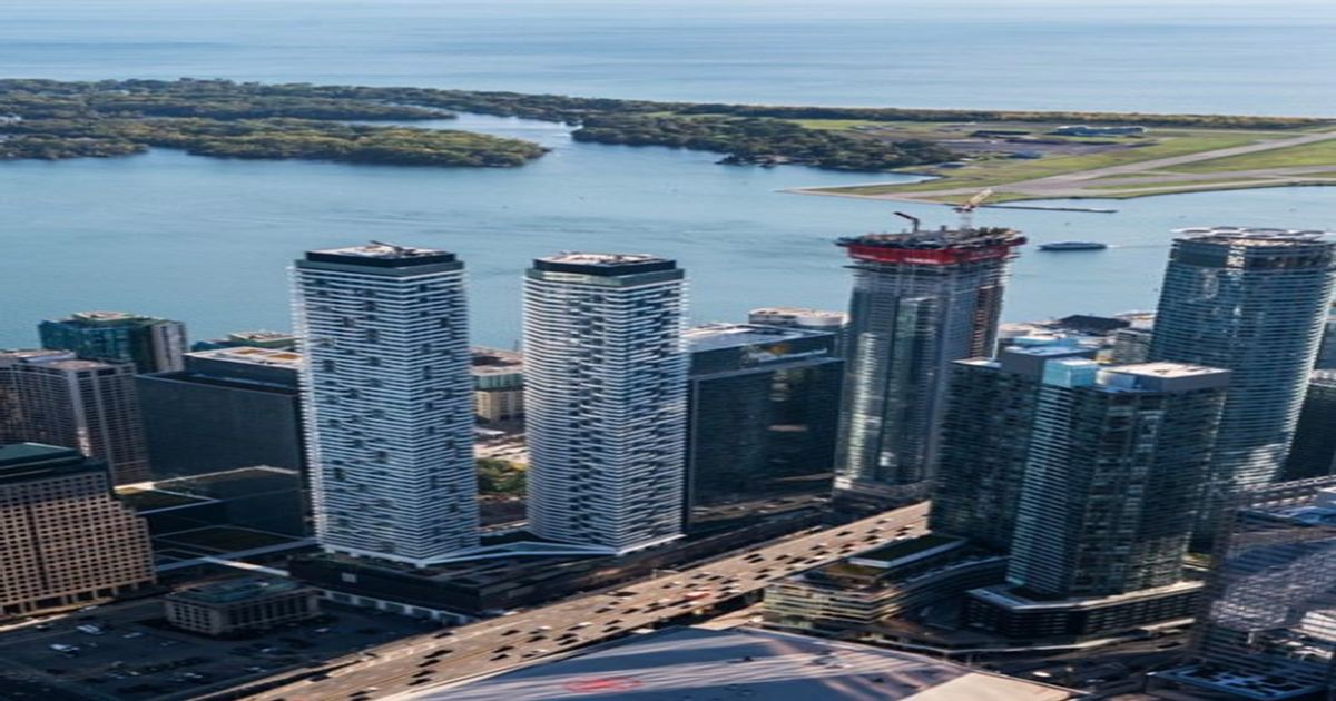 100 Harbour Street Toronto
