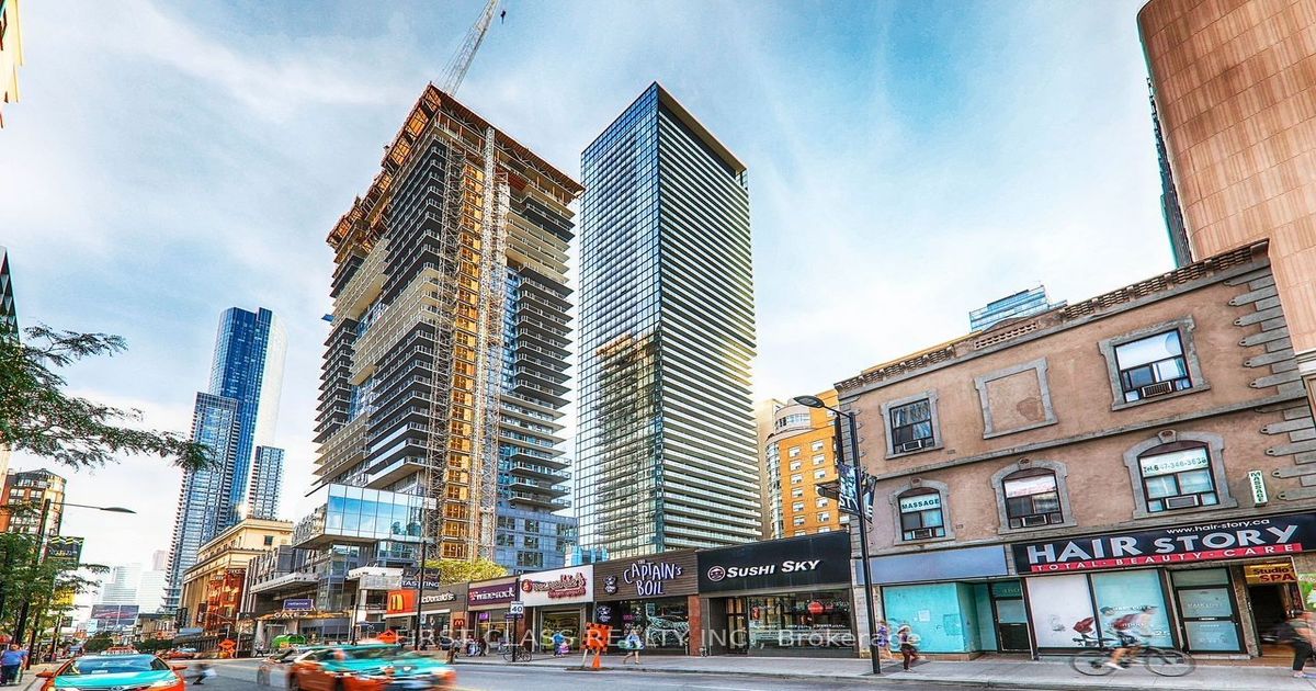15 Grenville Street Toronto