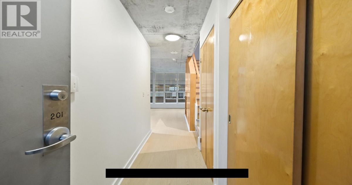 255 richmond Street E Toronto