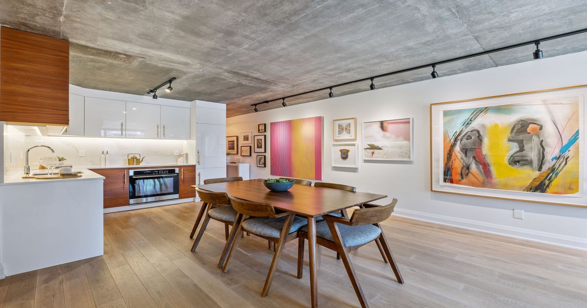 152 St Patrick Street Toronto