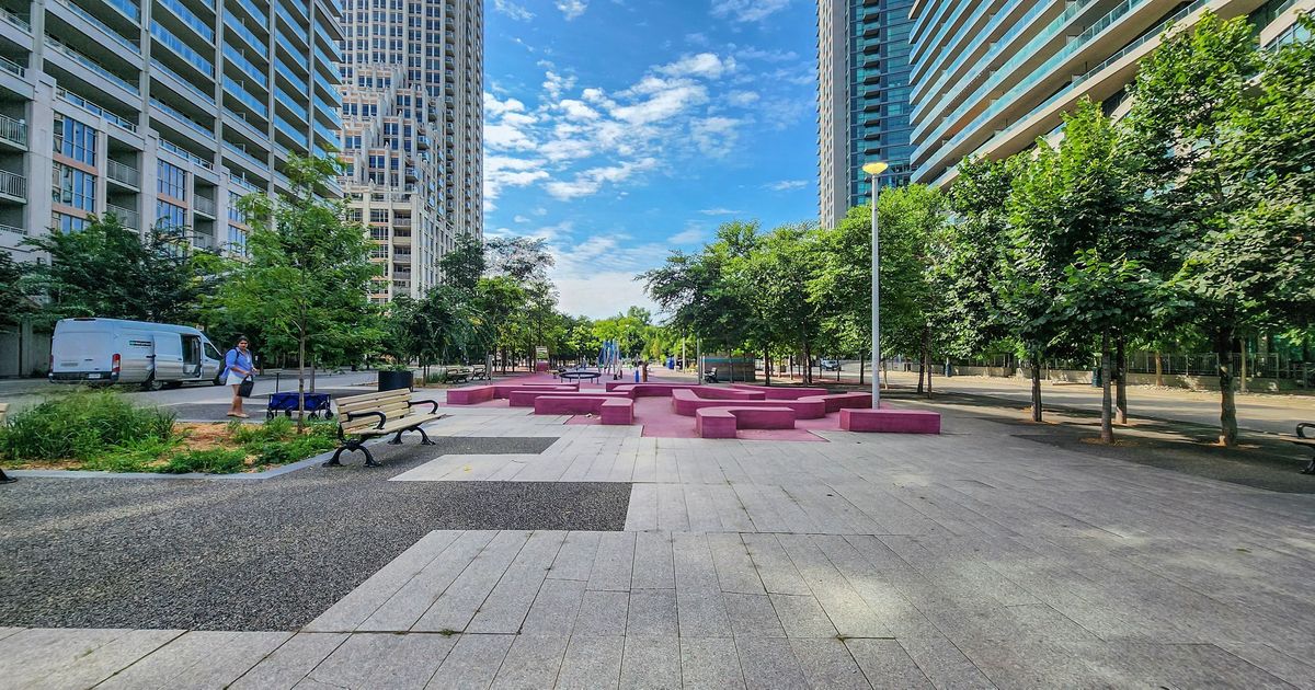 209 Fort York Boulevard Toronto