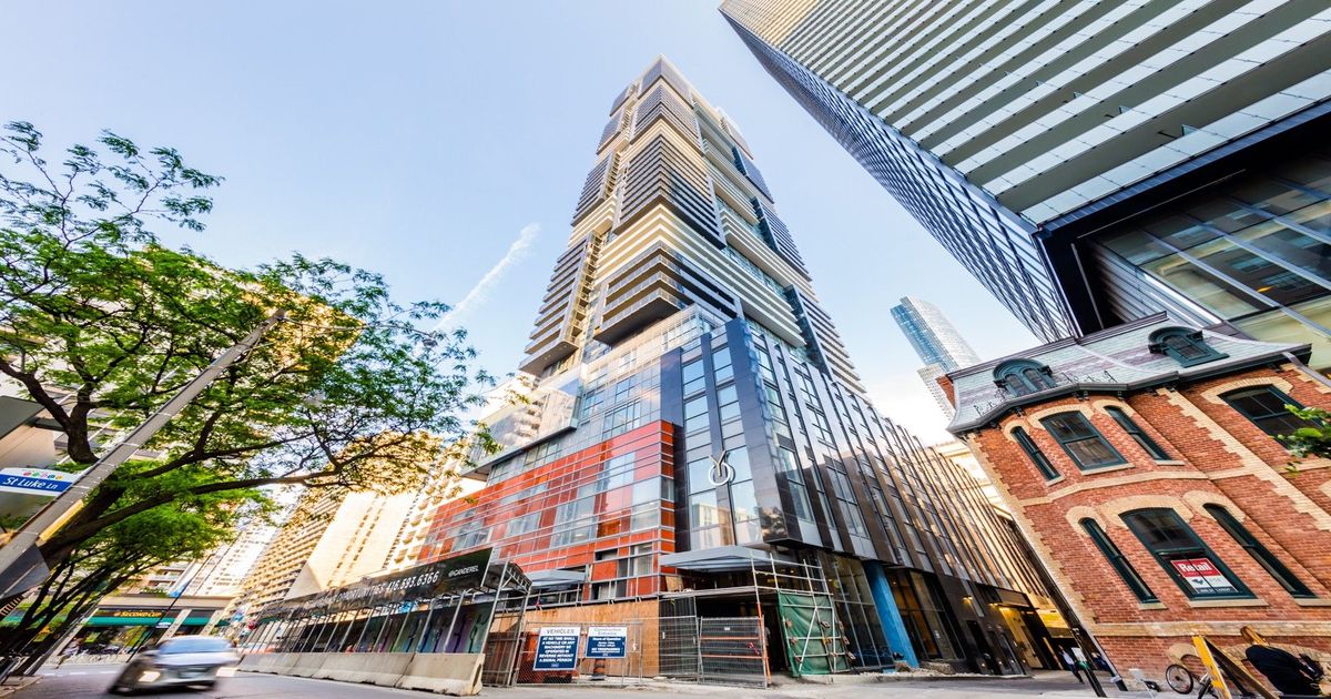 7 Grenville Street Toronto