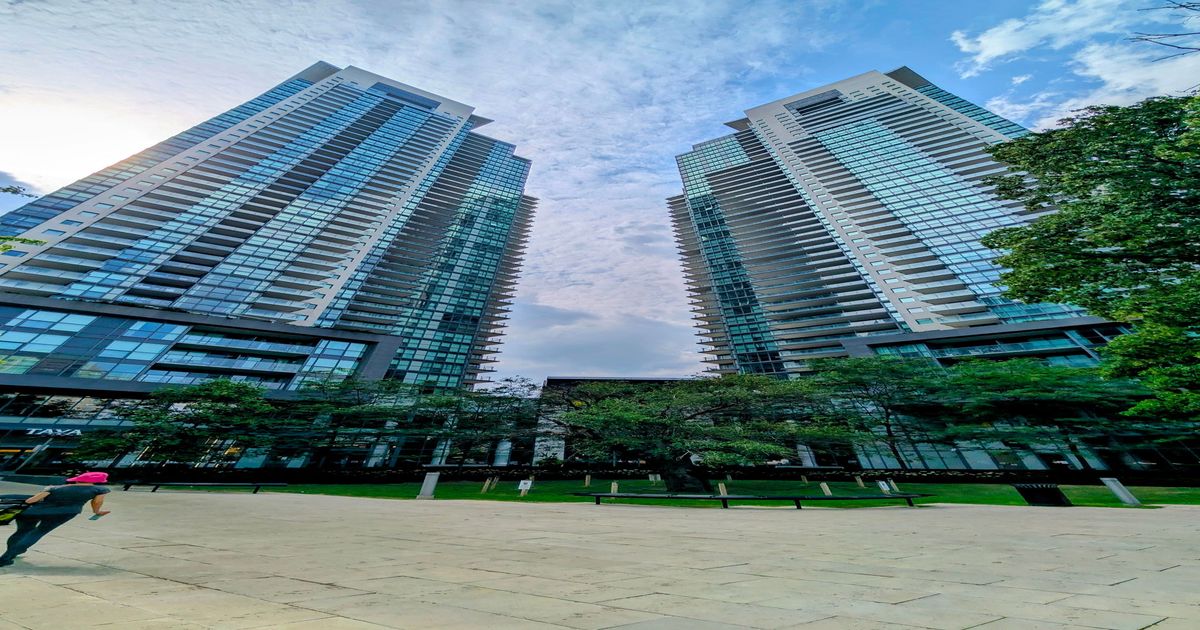 5168 Yonge Street Toronto