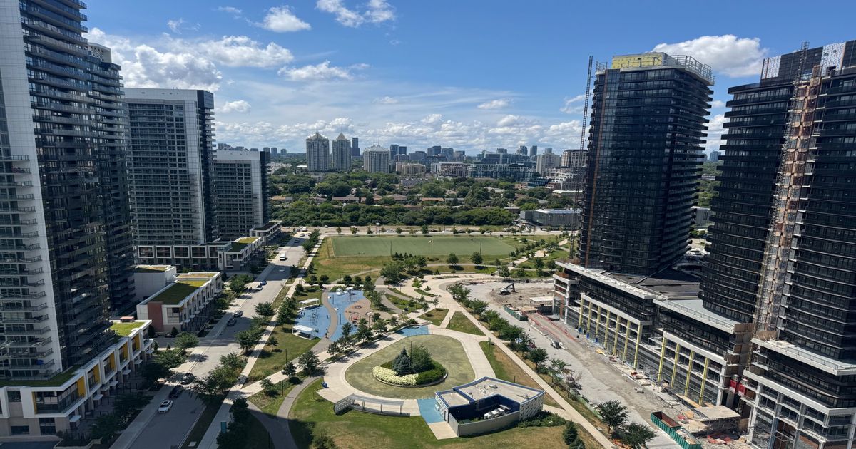 121 Mcmahon Drive Toronto