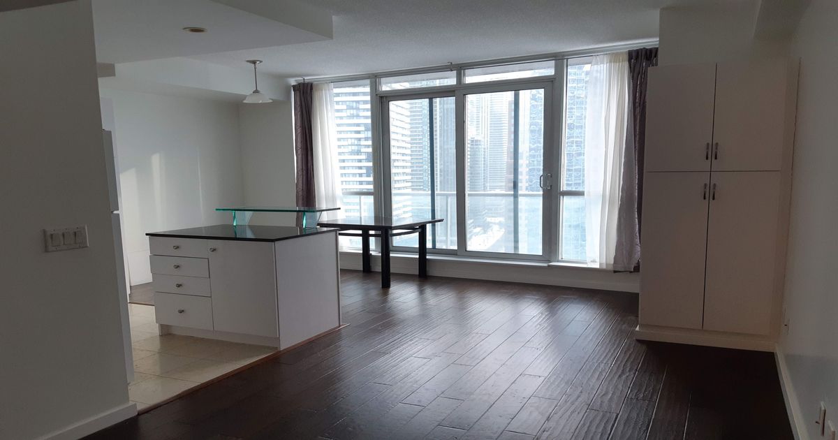 8 York Street Toronto
