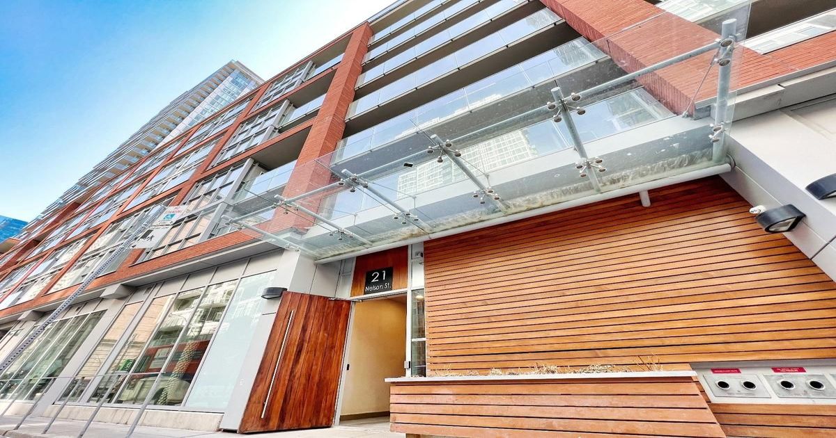 21 Nelson Street Toronto