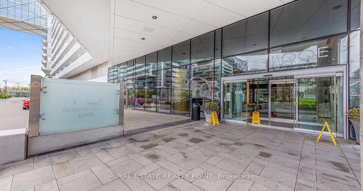 15 Queens Quay E Toronto