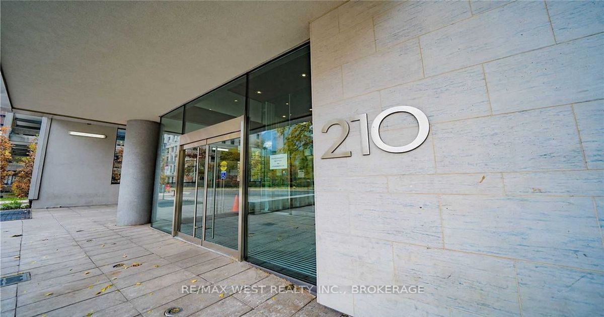 210 Simcoe Street Toronto