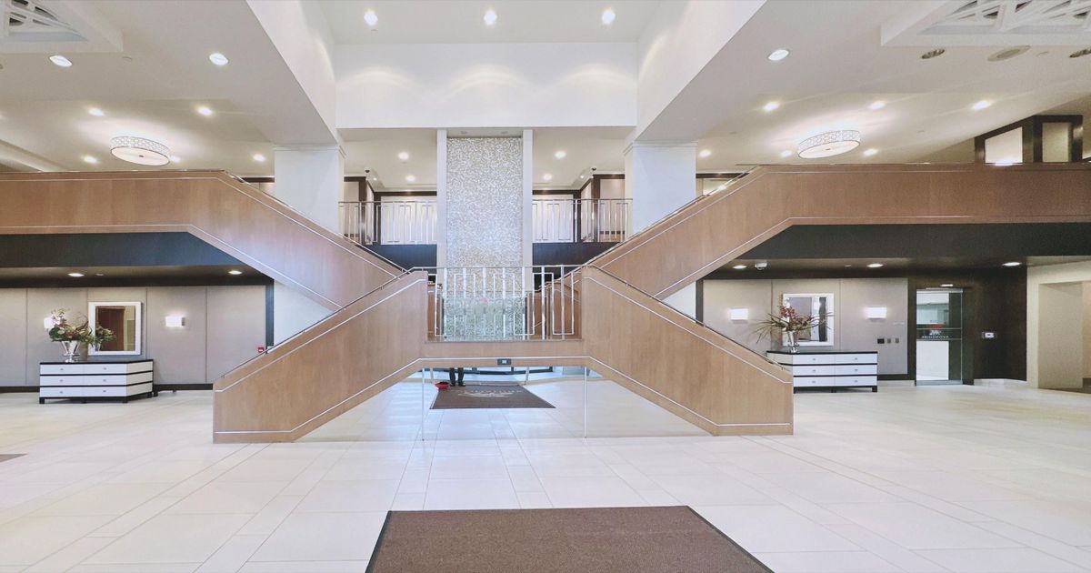 100 Harrison Garden Boulevard Toronto