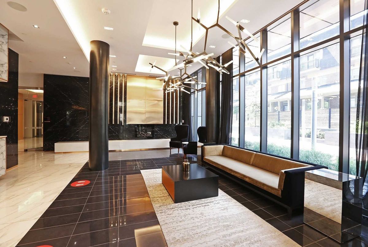 img-gallery