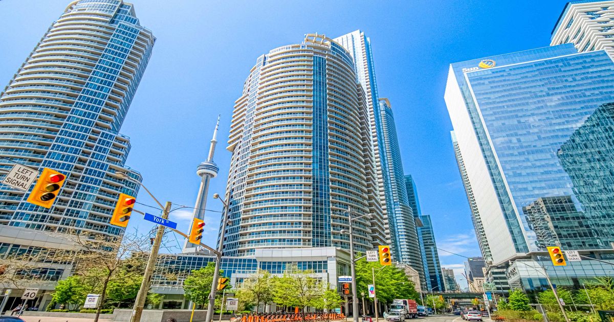 8 York Street Toronto