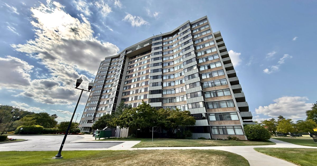 1201 Steeles Avenue W Toronto