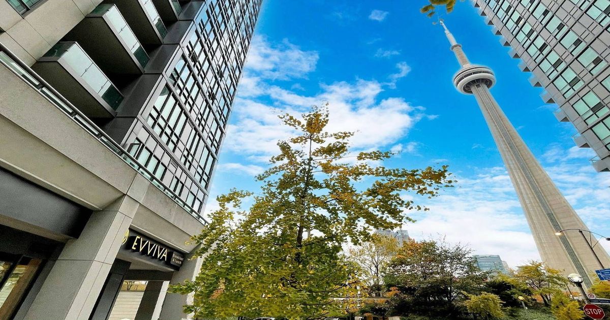 25 Lower Simcoe Street Toronto