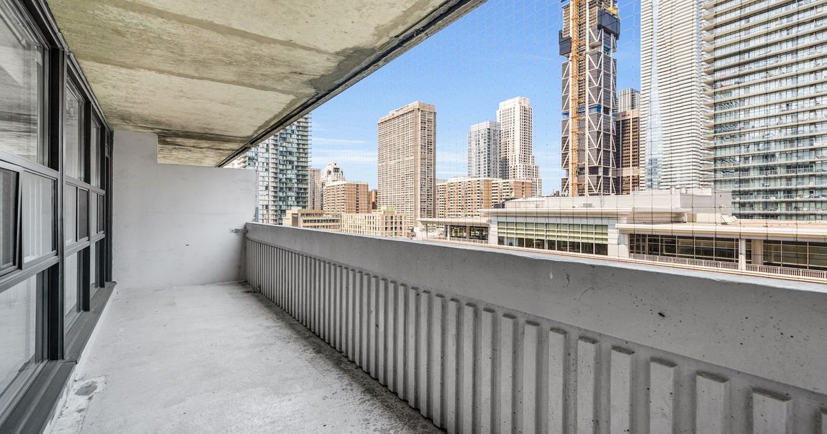 33 Isabella Street Toronto