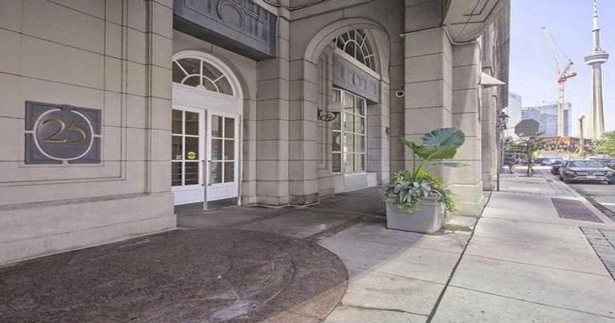 25 The Esplanade Avenue Toronto