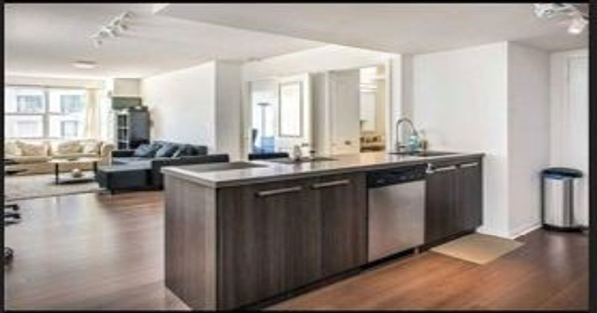 11 St Joseph Street Toronto